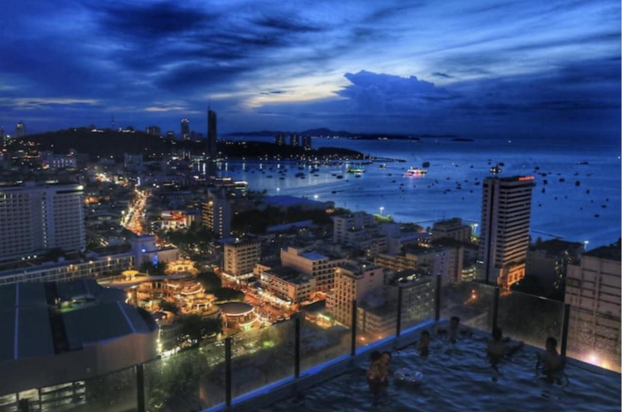 The Base Central Pattaya By Wwc Dış mekan fotoğraf