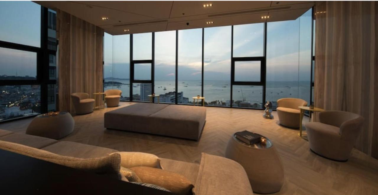 The Base Central Pattaya By Wwc Dış mekan fotoğraf