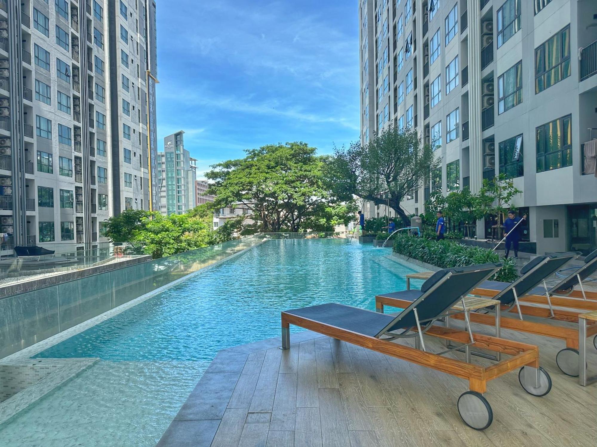 The Base Central Pattaya By Wwc Dış mekan fotoğraf